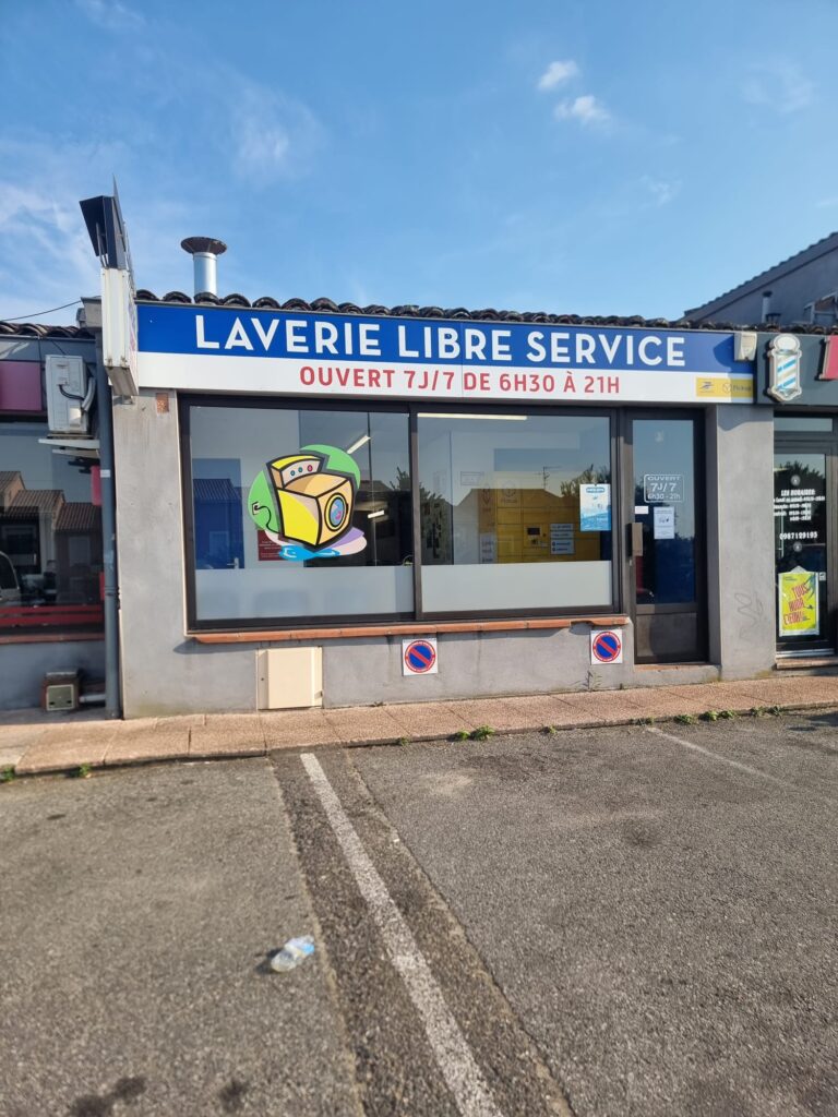 Extérieur de la Laverie du Castelet à Aucamville